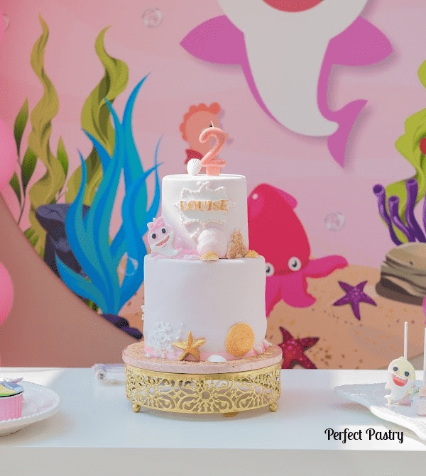 Babyshark Roze Meisjes Taart PerfectPastry.nl