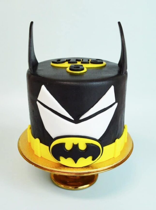 Batman-verjaardags-taart Batman-zwart-geel-taart-Perfect-Pastry