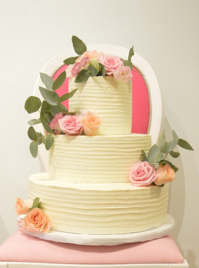 Bruidstaart-3-laag-pink-scaled bruidstaart-3-laag-botercreme