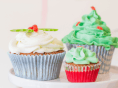 christmas-cupcakes-green-red