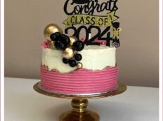 Diploma geslaagd taart roze-wit