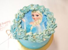 Frozen-buttercream-ana-blauw