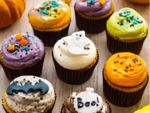 halloween-cupcakes-oranje-zwart-groen
