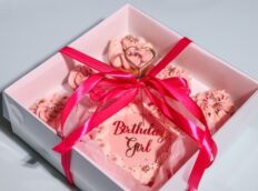 doos-bento-cupcakes-lint-roze