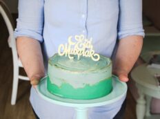 ramadan-suikerfeest-groen-botercreme-taart-met-eid-moubarek-taart-topper