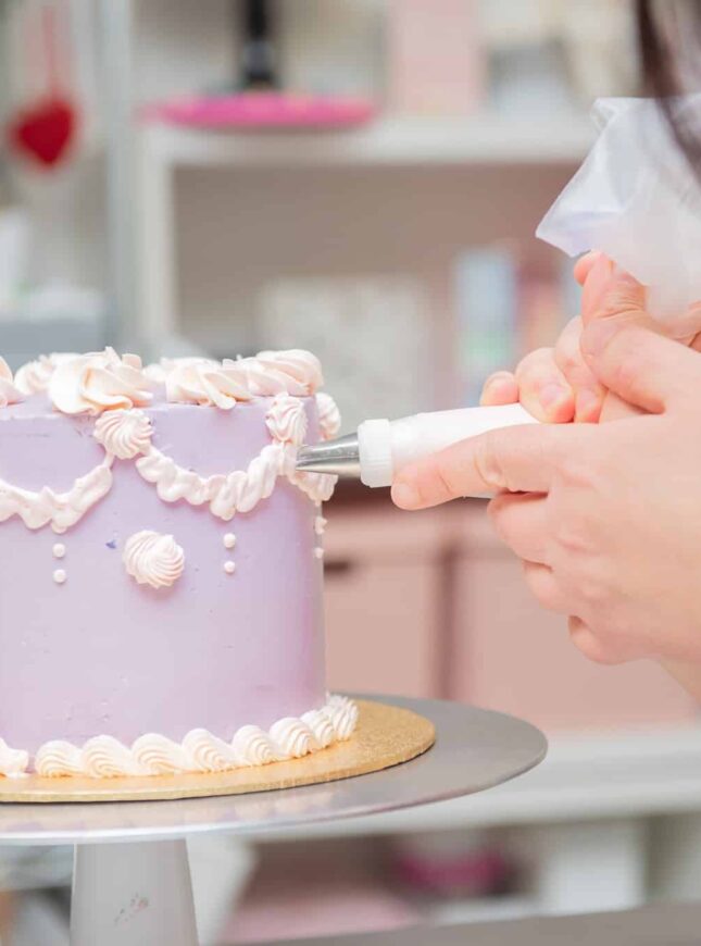 Perfect-Pastry-23 spuit-techniek-botercreme