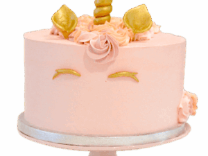 {:nl}Unicorn-taart-1-laag-roze-botercreme-goud-hoorn{:}{:en}unicorn-pink-buttercreme-cake-golden-details{:}