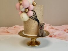 ballonnen-taart-roze-beige-beertje-bruin-Perfect-Pastry