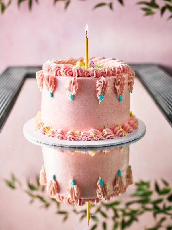 bridgerton-pink-easter-cake