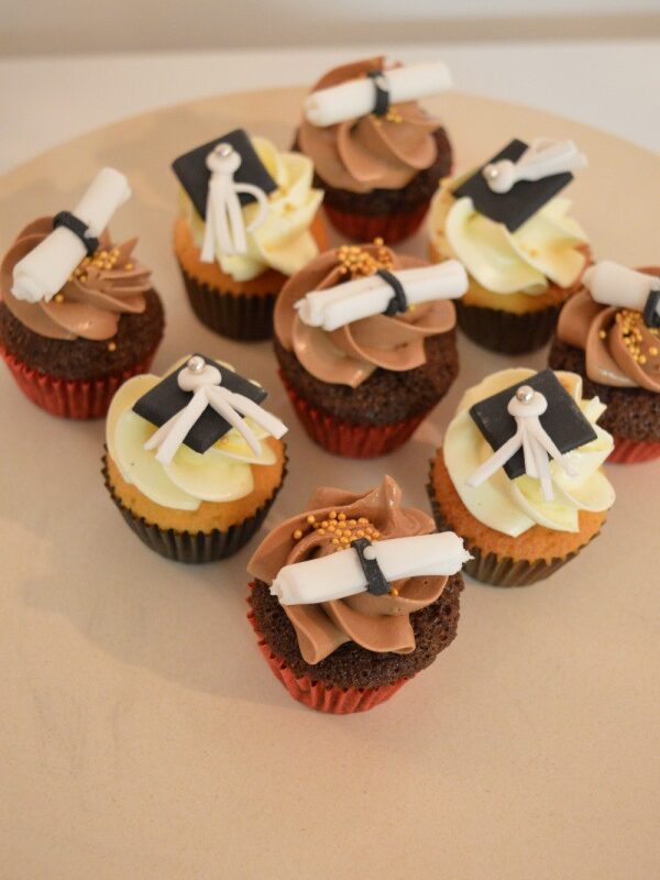 graduation-mini-cupcakes-bestellen-den-haag