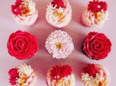 rood-cupcakes-botercreme-roze-9-stuks