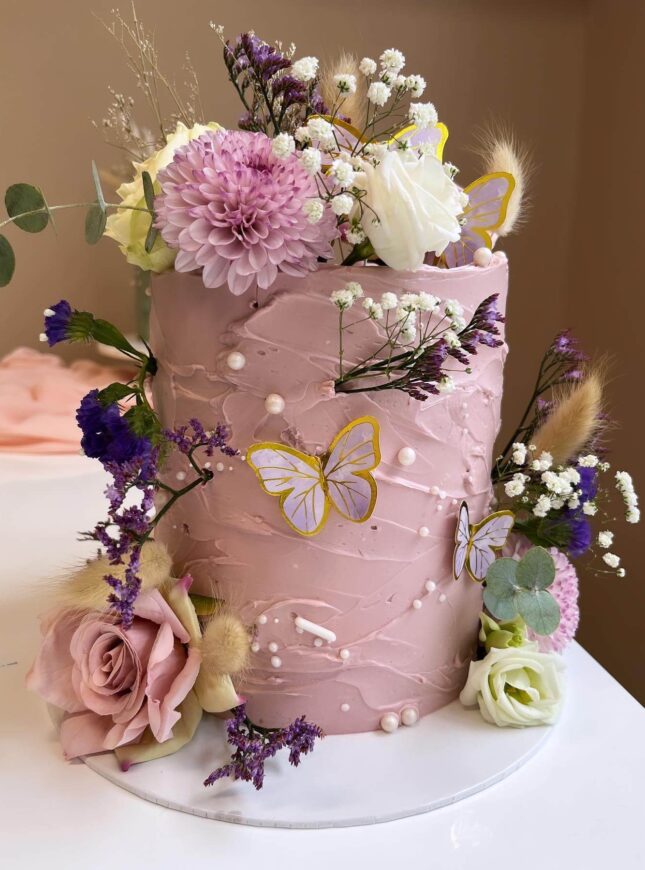 paars-bloemen-vlienders-verjaardagstaart bloemen-paars-vlienders-verjaardagstaart