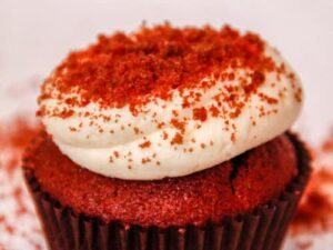 red-velvet-cupcakes