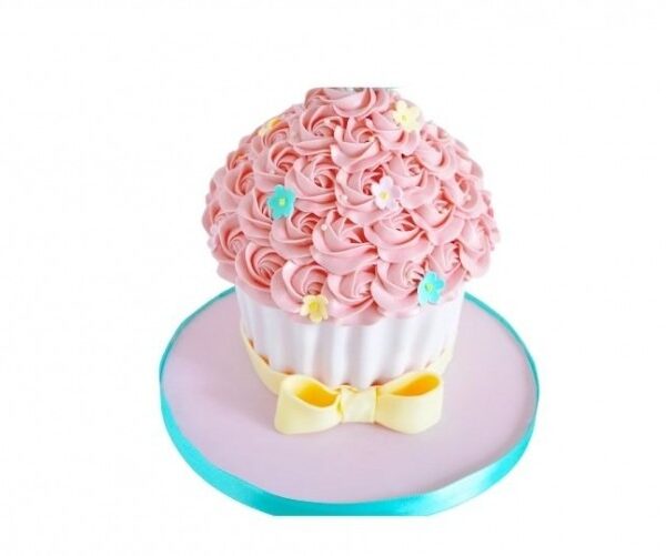 smash-taart-roze-meisje-met-gele-lint